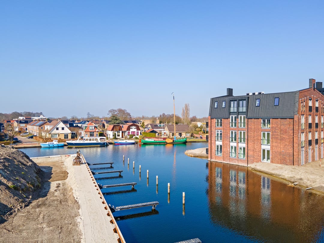 Photo 47 of Zeedijk 11-D