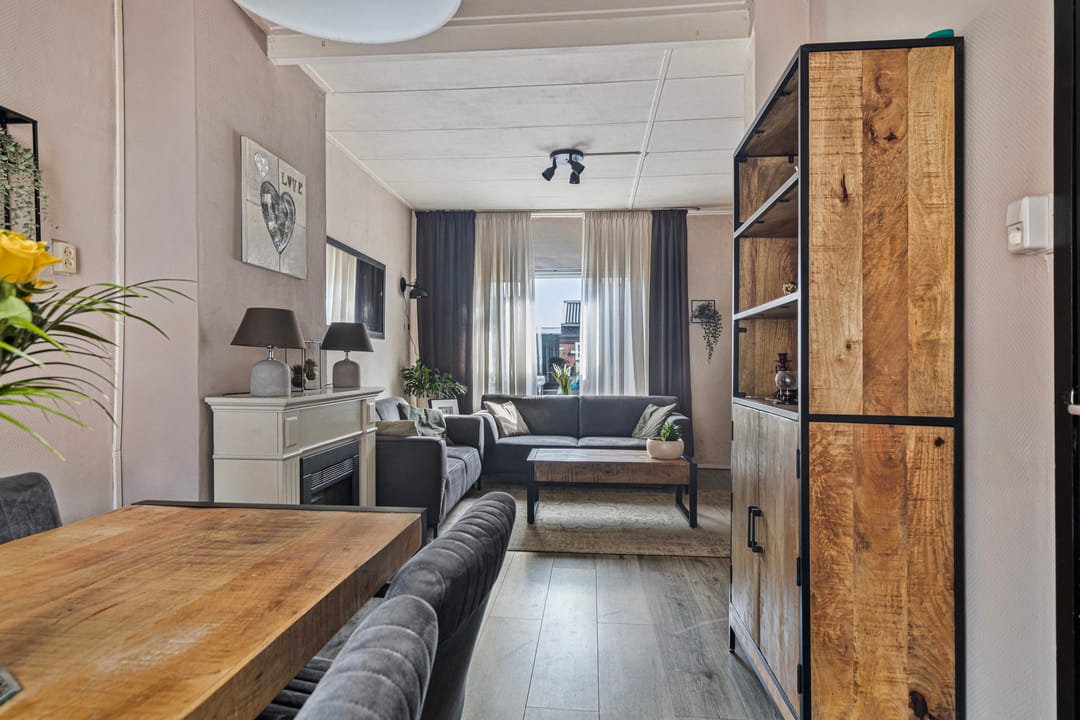 Foto 22 van Jan van Galenstraat 34