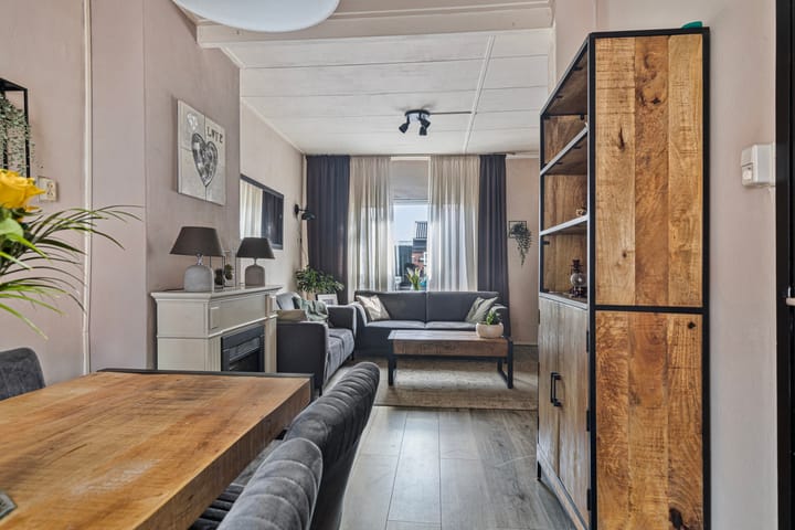 Foto 22 van Jan van Galenstraat 34