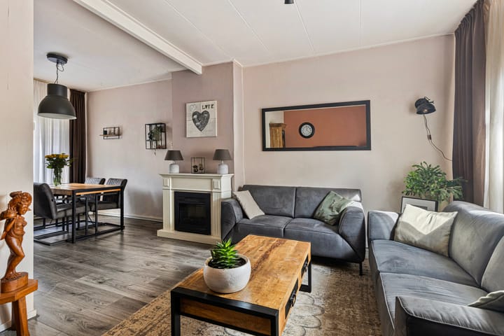 Foto 25 van Jan van Galenstraat 34