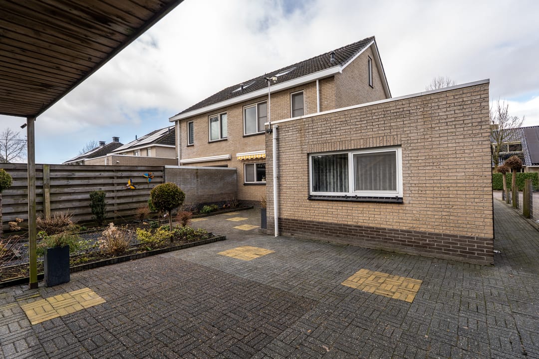 Foto 38 van Veengrasstraat 12