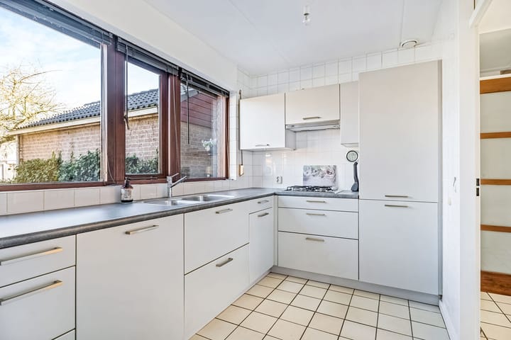 Foto 9 van Van Daatselaarhof 38