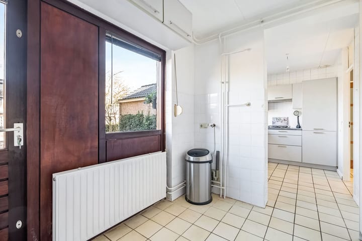 Foto 12 van Van Daatselaarhof 38