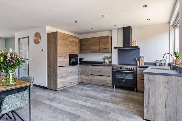 Foto 8 van Leeghwaterstraat 68