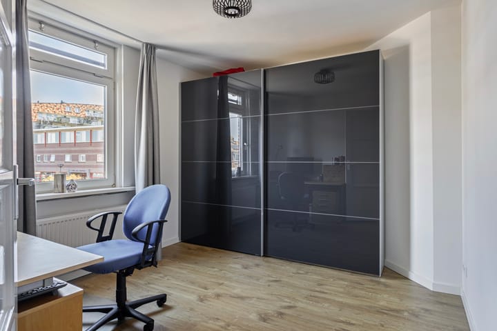 Foto 17 van Leeghwaterstraat 68