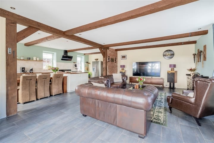 Foto 18 van Hoofdweg 49