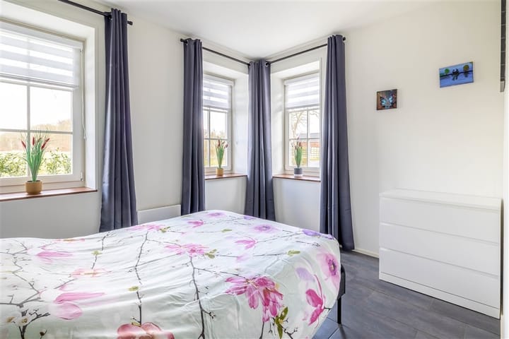 Foto 24 van Hoofdweg 49