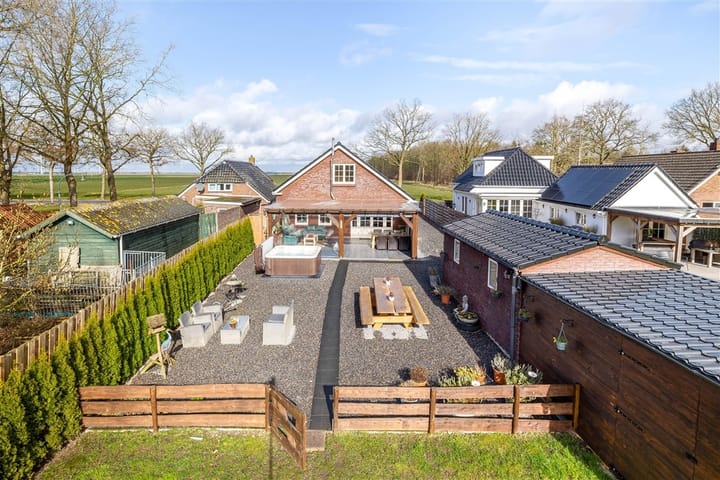 Foto 47 van Hoofdweg 49