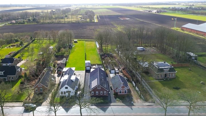 Foto 50 van Hoofdweg 49