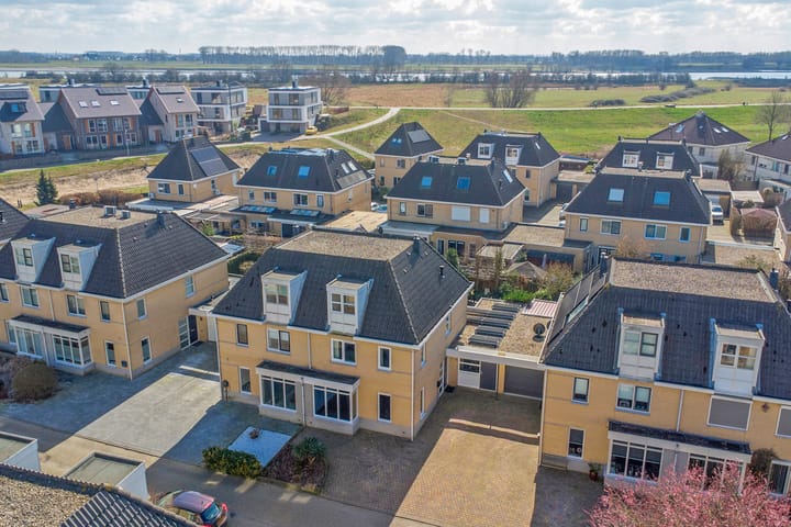 Foto 48 van Reigerstraat 10