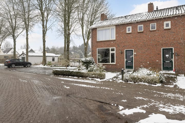 Foto 3 van Kazernewijk E 24-A