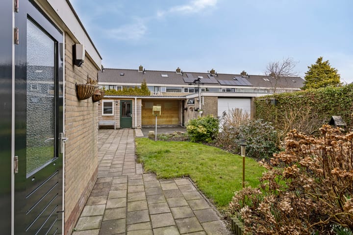 Photo 28 of A van Voorthuijsenweg 21