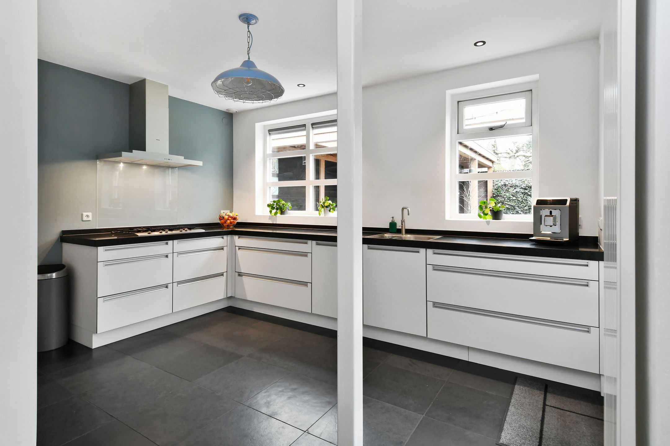 Photo 15 of Schoolstraat 23