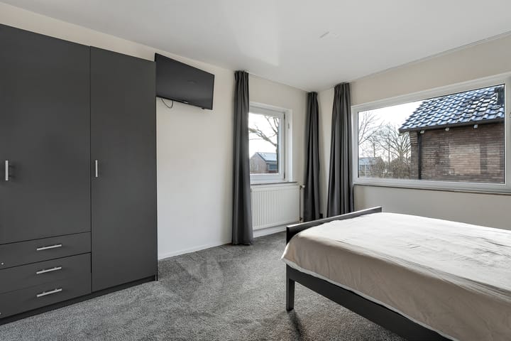 Foto 24 van Sportlaan 9