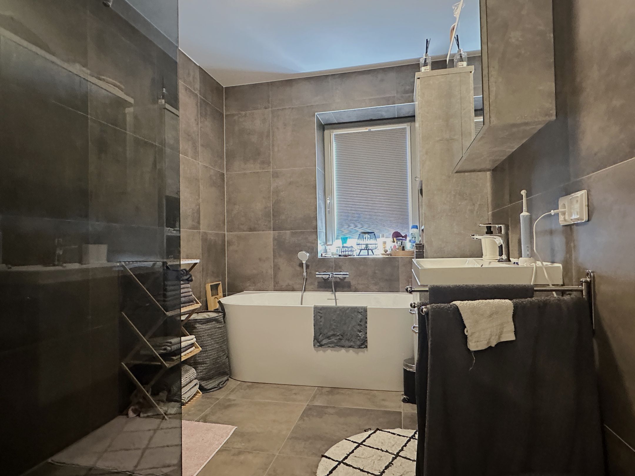 Foto 12 van Hessenweg 196-E