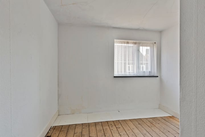 Foto 18 van Jan Tooropstraat 21