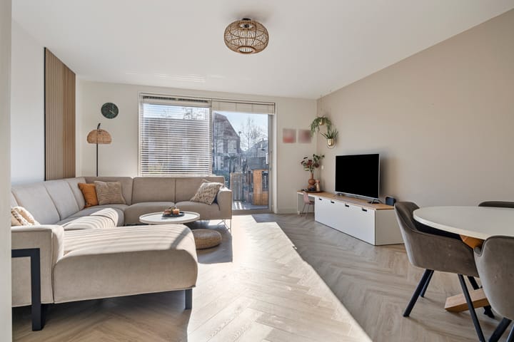 Photo 1 of Van Baaklaan 40