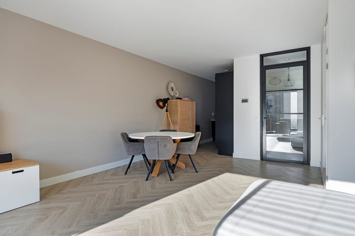 Photo 12 of Van Baaklaan 40