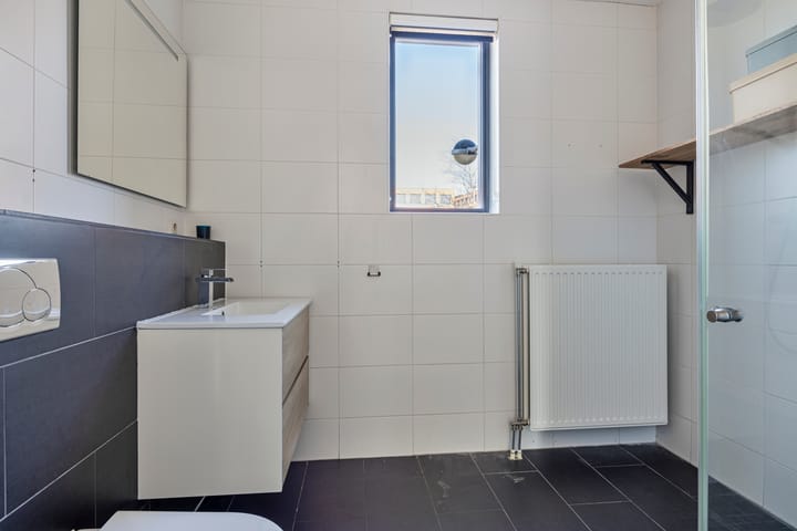 Photo 22 of Van Baaklaan 40