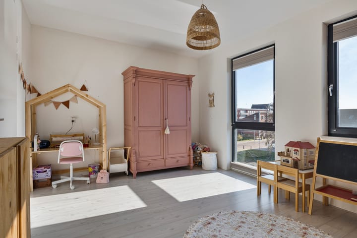 Photo 32 of Van Baaklaan 40