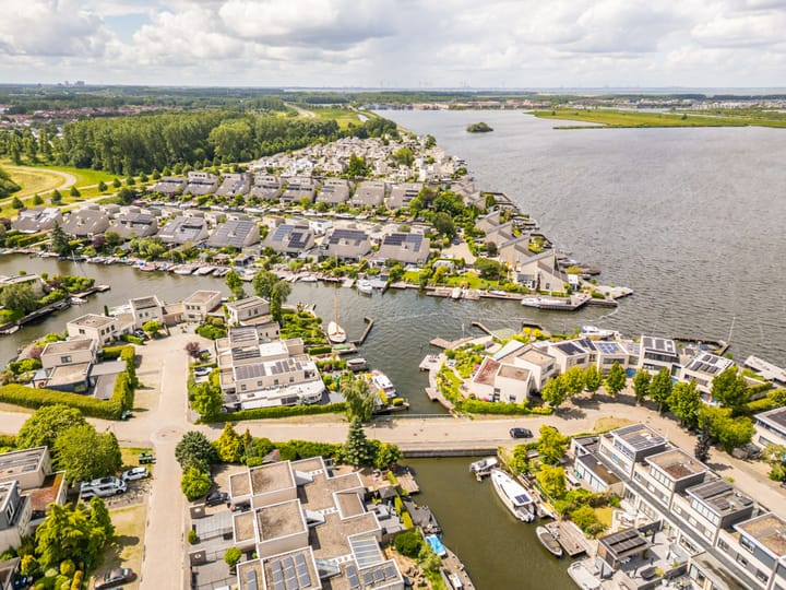 Photo 80 of Lijzijde 30