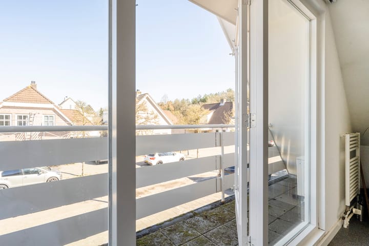 Foto 24 van Kijkduinlaan 10