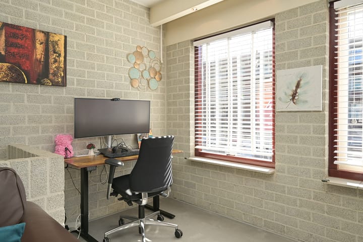 Foto 28 van Venestraat 103