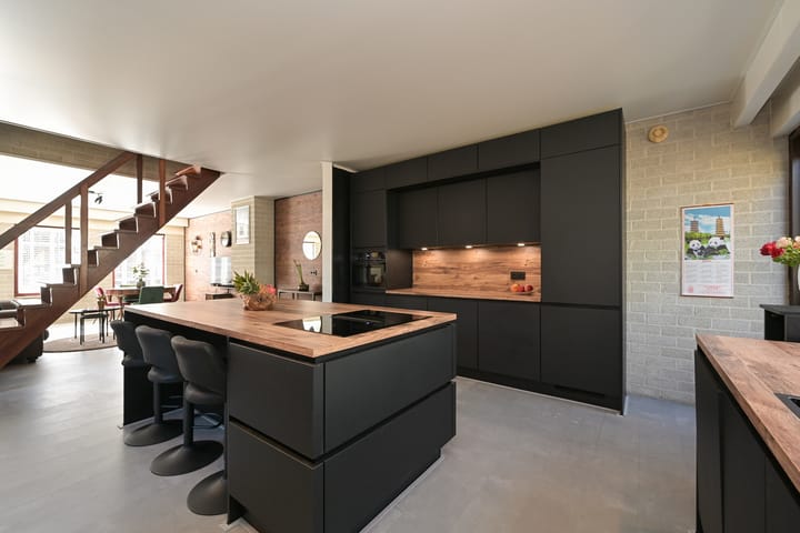 Foto 31 van Venestraat 103