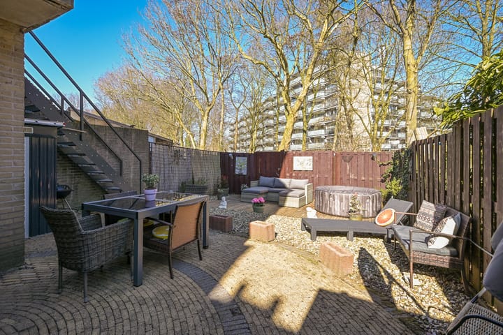 Foto 48 van Venestraat 103