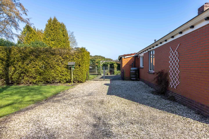 Foto 37 van Langewolderweg 43