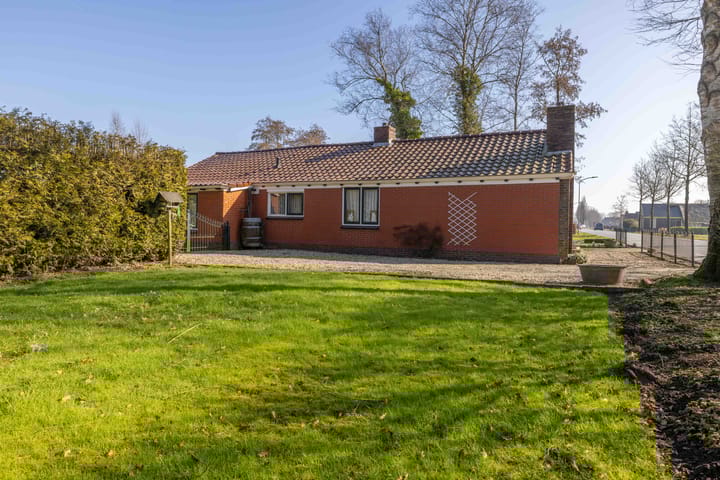 Foto 38 van Langewolderweg 43