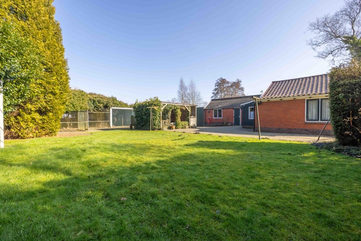 Foto 42 van Langewolderweg 43