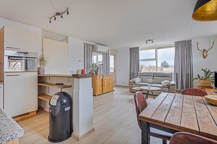 Photo 10 of Berghemseweg 97-A