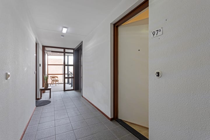 Photo 17 of Berghemseweg 97-A