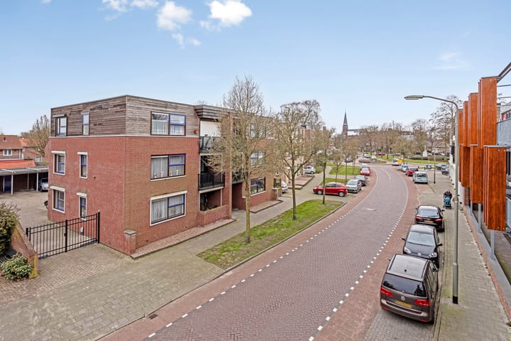 Photo 23 of Berghemseweg 97-A