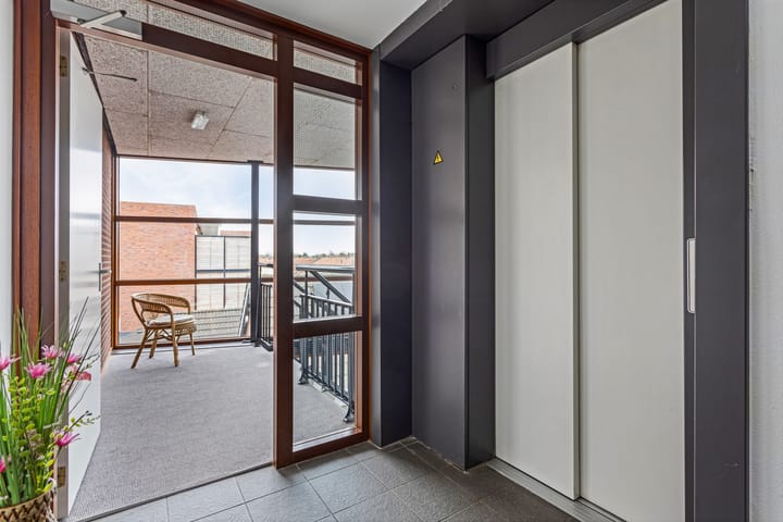 Photo 18 of Berghemseweg 97-A