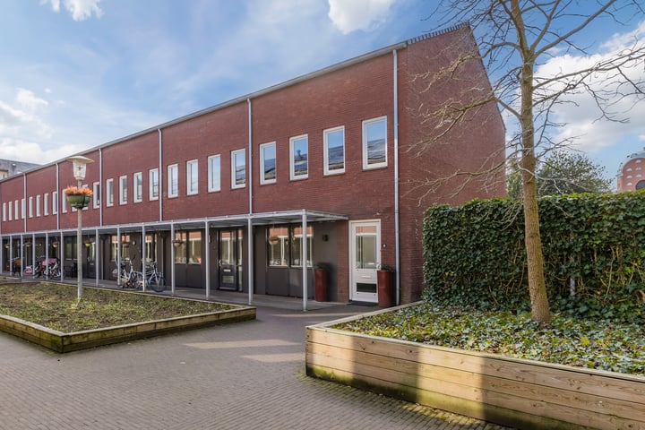Bekijk foto van Heilige Elisabethstraat 8