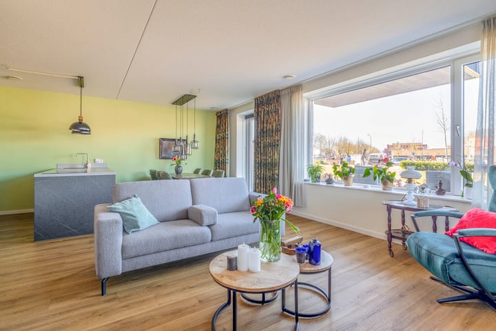 Foto 2 van Raadhuislaan 2-B