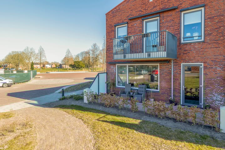 Foto 10 van Raadhuislaan 2-B