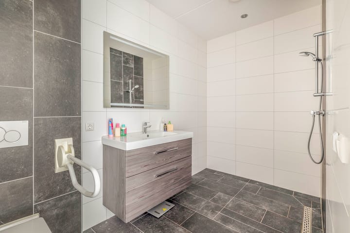 Foto 34 van Raadhuislaan 2-B