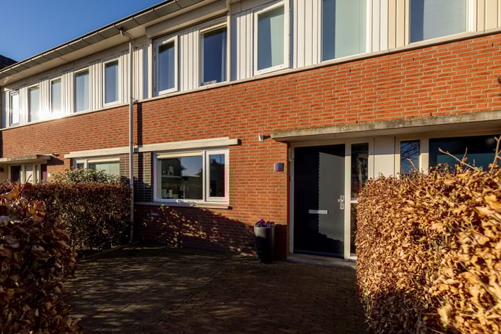 Foto 3 van Augustus 10