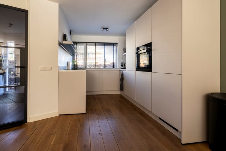 Foto 15 van Augustus 10