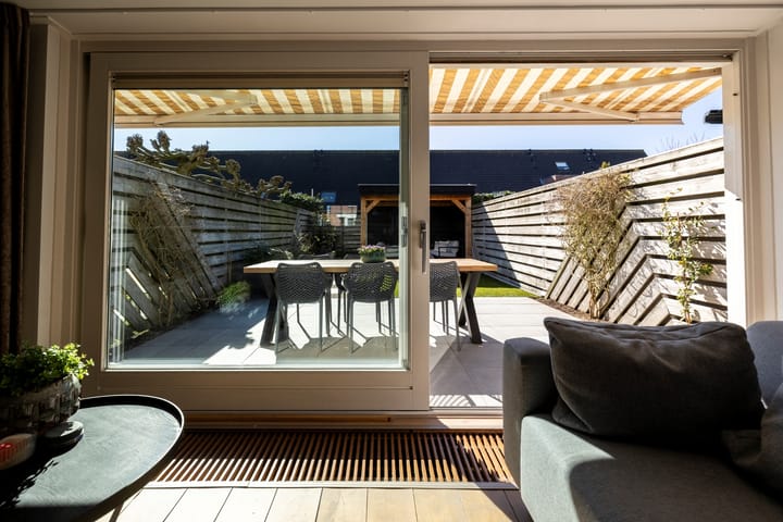 Foto 18 van Augustus 10