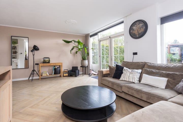 Foto 16 van Vredehofstraat 19