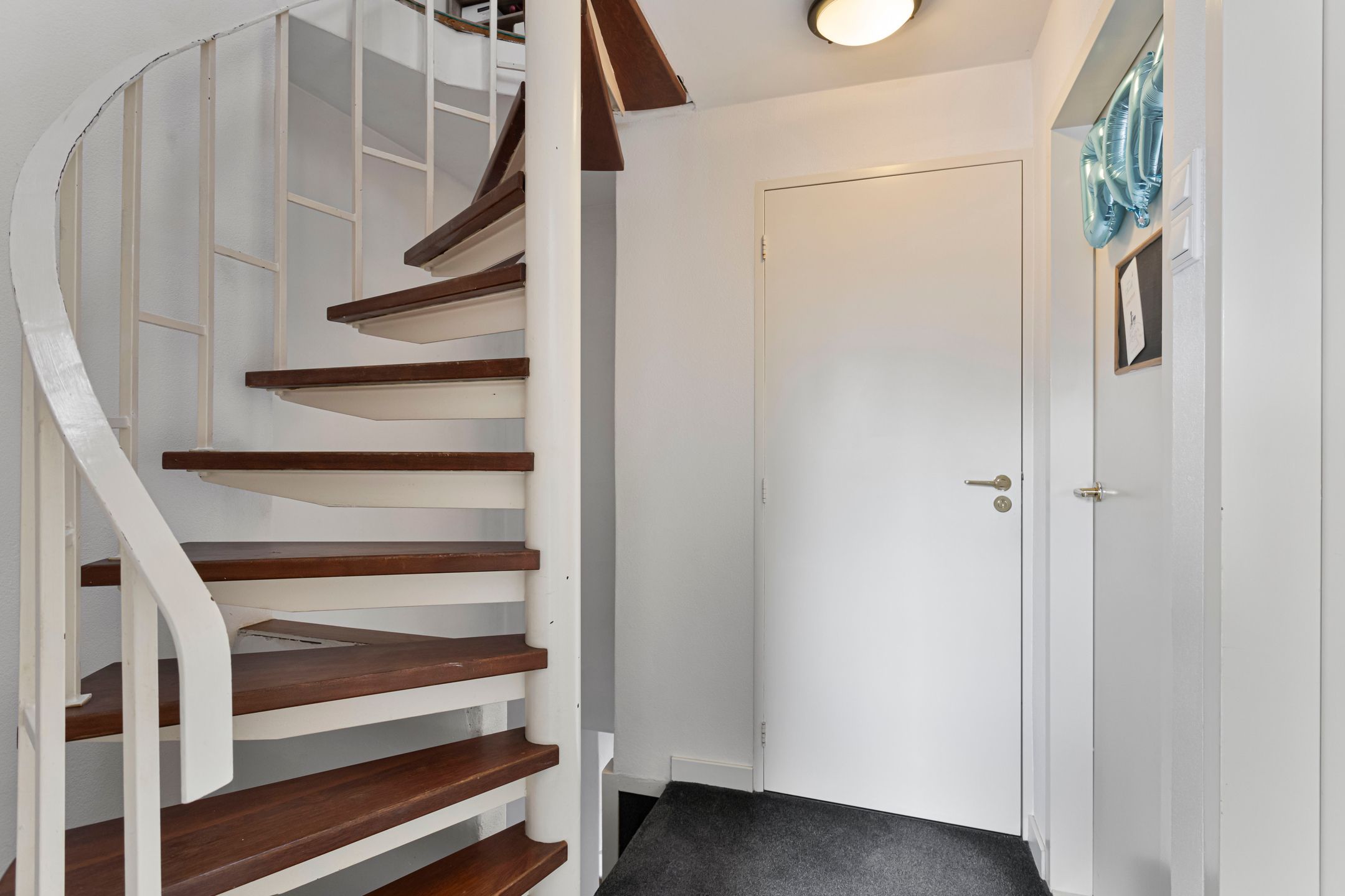 Foto 24 van Marijkestraat 14