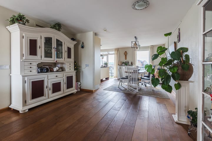 Foto 6 van Grotestraat 16-A