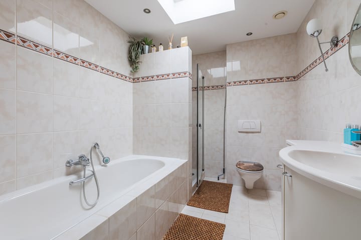 Foto 11 van Grotestraat 16-A