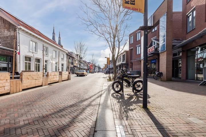 Foto 18 van Grotestraat 16-A