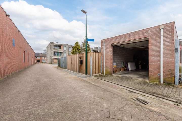 Foto 16 van Grotestraat 16-A