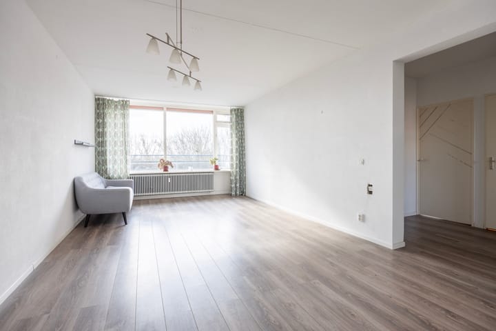 Photo 5 of Jan Luykenlaan 312